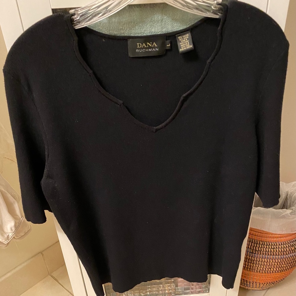 Dana Buchman Short Sleeve Sweater